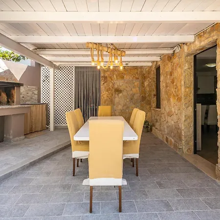 Tore Villa Quartu SantʼElena