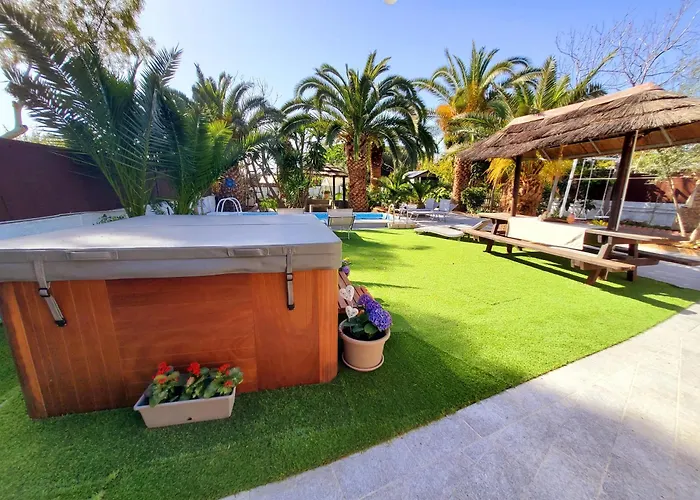 Tore Villa Quartu SantʼElena